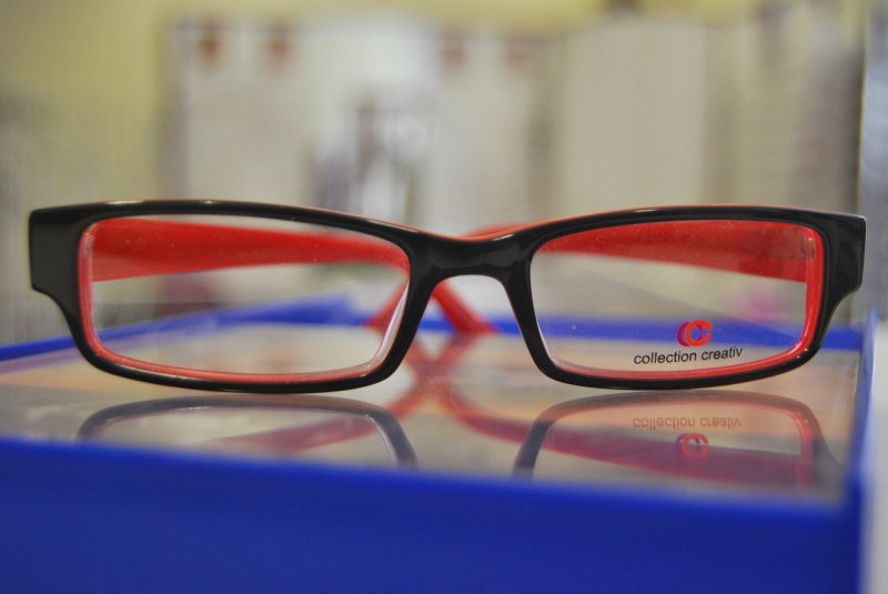 opticien-RIMPLAS-min_view-sight-lens-frame-optics-spectacles-1141012-pxhere.com